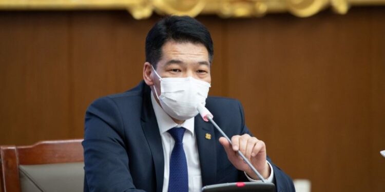 С.Энхболд: Вакцины гуравдугаар тун хийх талаар судалж байна