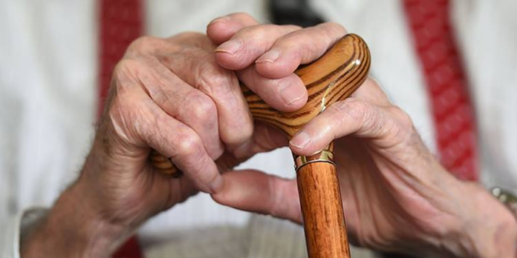 СЭРЭМЖЛҮҮЛЭГ: Нэмэх даатгал гэх тэтгэврийн даатгалын бүтээгдэхүүн нь залилангийн шинж чанартай байж болзошгүй