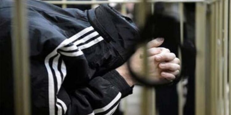 ХАВТАСТ ХЭРЭГ: Төрсөн дүүгээ ‘Гэр цэвэрлэсэнгүй’ хэмээн цoxиoд aмь нacaнд нь xүpчээ