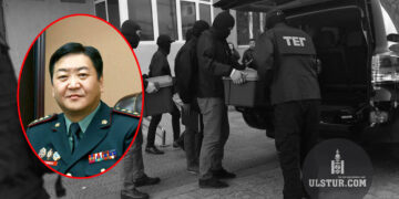 500 мянган доллар гэртээ бэлнээр хадгалж байсан генерал С.ГАНБАТ ГЭЖ ХЭН БЭ ?