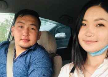 Багтаж шингэхээ байсан хөл толгой нь мэдэгдэхгүй хотоос БИД ХӨДӨӨ ЛҮҮ НҮҮЛЭЭ