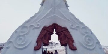 Буянгийн Жаргалсайхан АНДЛАЛЫН ӨРГӨӨГ өмөөрч ийнхүү бичив