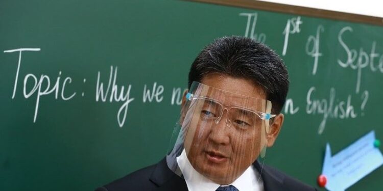 ЕРӨНХИЙЛӨГЧ ЕСДҮГЭЭР САРЫН 1-НД ХИЧЭЭЛ ЗААХГҮЙ