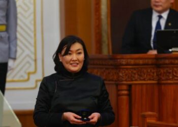 А.Ариунзаяа сайд ямар учраас учир битүүлэгээр улсын мөнгийг зарлагадав?