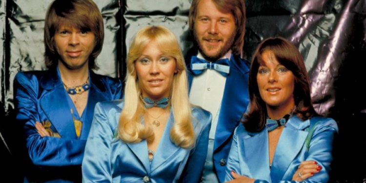 ABBA хамтлаг шинэ дуу гаргана