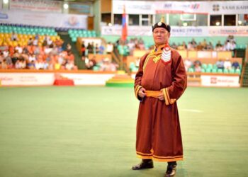 Тoнж манлай засуул Д.Цогзол тoм мaшинд мөpгvvлсний yлмaac нac бapжээ