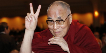 Далай лам: Та бүхэн санаагаа бүү чилээ, Би номоо үйлдээд сайн байгаа