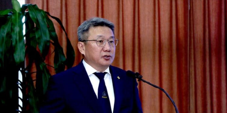 Яагаад шатахууны хомсдол үүссэн талаар тайлбар өглөө