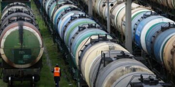 ТААТАЙ МЭДЭЭ: ОХУ шатахууны экспортдоо хориг тогтоохгүй болсоноо зарлаж, БЕНЗИНИЙ ҮНЭ НЭМЭГДЭХГҮЙ БОЛЛОО