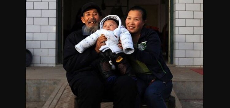 Өвөрмонгол эмэгтэйгээс Монголчуудад Хятадын бодлогийн тухай ноцтой анхааруулга хүргэлээ