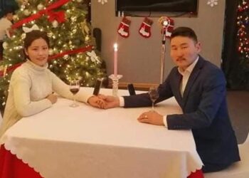 Б.Батзориг: Чамдаа үүрд хайртай, Амгалан нойрсдоо…