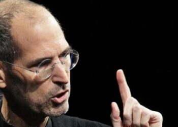 Apple-н үндэслэгч Стив Жобс: Би бизнесийн оргилд гарч чадсан гэвч хувийн амьдрал маань жаргалтай байгаагүйг хожимдож ойлголоо