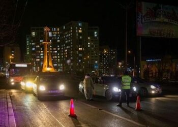 Шөнийн хөл хориог хэрэгжүүлэхгүй бол халдварын тохиолдол өдөрт 10,000-ыг давна гэж ХӨСҮТ тооцоолж байна