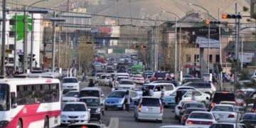 ТАНИЛЦ: Шатахууны шар гэрэл ассанаас хойш таны автомашин хэдэн км явах вэ?