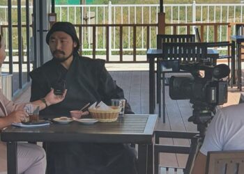 М.Чингисхаан: 10 хотыг хурдны галт тэргээр холбож, ЧИНГИС ХОТЫГ ИХ ХОТ болгож, шинэ ТӨРИЙН ордон байгуулна