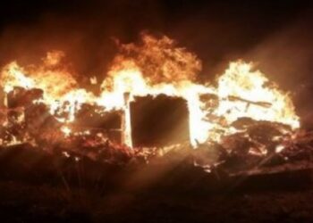 52 настай эмэгтэй гэртэйгээ шатаж нас баржээ