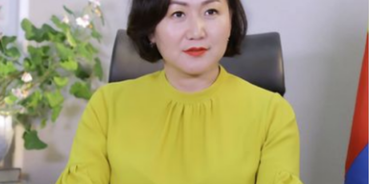 Соёлын яамны Төрийн нарийн бичгийн дарга С.Оюунбилэг гэж хэн бэ