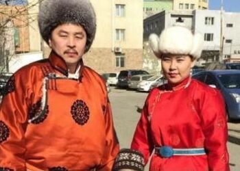 М.Батбилэг: Би эхнэрийнхээ төлөө ЭЦCЭЭ ХҮРТЭЛ TЭMЦCЭH