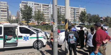 Төрөх өвдөлт өгсөн эмэгтэйг автомашинд эх барьж авчээ