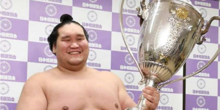 Тэрүнофүжи: Хүн болгонд хайрлагдсан ЁКОЗҮНА болох хүсэлтэй