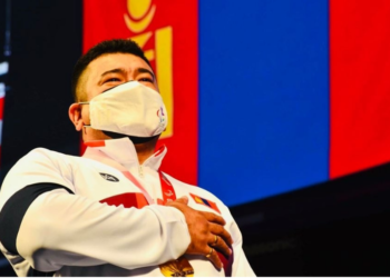 Паралимпын аварга Э.Содномпилжээг 120 сая төгрөгөөр урамшуулахаар болжээ