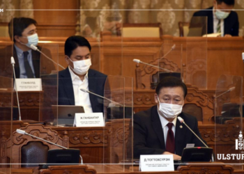 УИХ-ын гишүүдэд тавьж өгсөн шилэн хоргоор хүүхдүүдийг хамгаалсан бол ?!