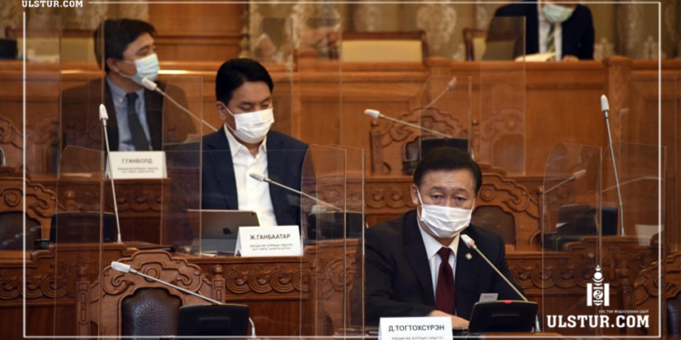 УИХ-ын гишүүдэд тавьж өгсөн шилэн хоргоор хүүхдүүдийг хамгаалсан бол ?!