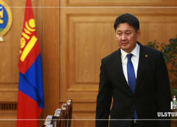 Ерөнхийлөгч шүүгчийн томилгоо, ШЕЗ-ийг бүрдүүлдэг эрхээсээ татгалзлаа