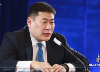 Засаг хүүхдүүддээ өгөх мөнгөгүй болсон гэв үү?