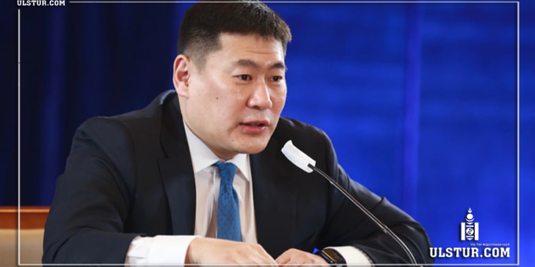 Засаг хүүхдүүддээ өгөх мөнгөгүй болсон гэв үү?