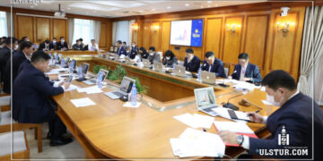 Шуурхай: Засгийн газар шатахууны асуудлаар ээлжит бусаар хуралдаж байна