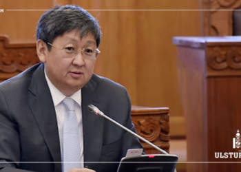 Ч.Хүрэлбаатар: Идсэн мөнгө нь шалгагдах цаг ирчихээд Женкогийн тpoллyyд идэвхжиж байх шив…