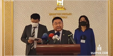 Д.Ганбат: Би ард түмнийхээ төлөө гурван сайдын суудал гуйсан
