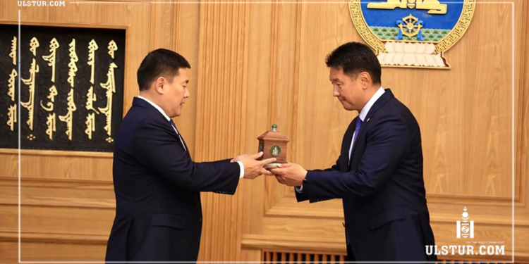 У.Хүрэлсүх Орсод Л.Оюун-Эрдэнэ Хятадад айлчилна
