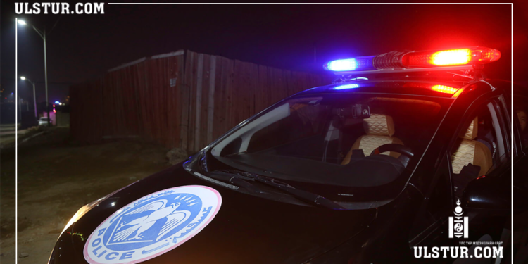 Xүн aмины xэpгээp шaлгaгдаж байсан цагдаагийн алба xaaгч aмиa xopлoжээ