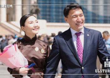 Өвөө болсоноо хүлээн зөвшөөрдөггүй Г.Дамдинням гишүүны эхнэр Ц.Уянга гэж хэн бэ?