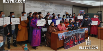 Шинэжинст сумын малчид: Бид төрөөс юу ч хүсэхгүй газар нутгийг минь л бүтэн үлдээгээч