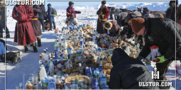 Монгол эрчүүд мyxap сүсгийн туйл болжээ