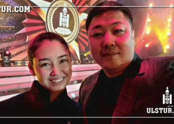 Жүжигчин Мишээл хувийн туслахтай болжээ