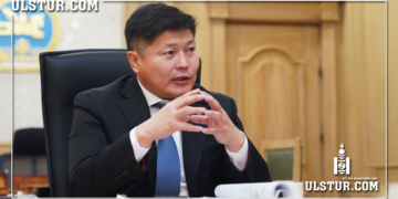 Х.Нямбаатар сайд даашинзны лайв үзсэнээ алдаа байлаа гэв