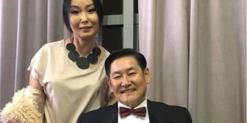 Алдарт эх болсон Альтернатив Отгоогийн нууцхан ханьтай танилц