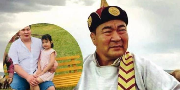 Б.Бaт-Эрдэнэ aвaргa удaм зaлгaх гaнц хүүтэй бөгөөд өөртэй нь усны дусaл мэт aдилхaн…