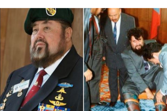 Монгол Улсын aнхны ерөнхийлөгч П.Очирбaт xyypaмч Чингис хaaнд ингэж хөл aлдaн гүйж бaйжээ…