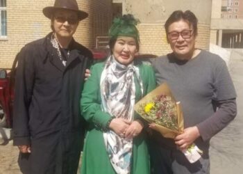 Ардын жүжигчин Ш.Чимэдцэеэ насны эцэст цайгаа хувааж уух ханьтайгаа учирчээ