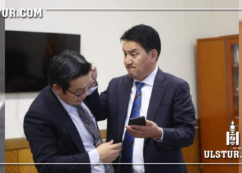 МАН-д 2 тэрбум төгрөг өгсөн гэх Ж.Ганбаатарын хууль бус үйлдлийг намын удирдлагууд хамгаалсаар…