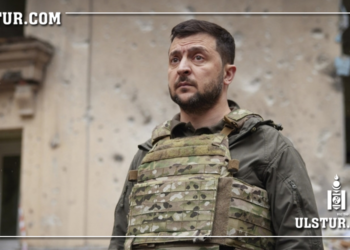 Украины Ерөнхийлөгч В.Зеленський анх удаа галын шугам дээрээс дайныг командлав