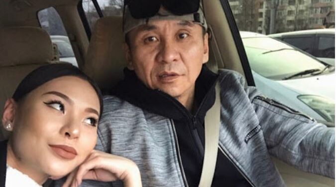 Д.Хүрэлхүүгийн охин Х.Намуун: Огт хил гарч үзээгүй хүмүүсийг би ёстой гайхдаг…