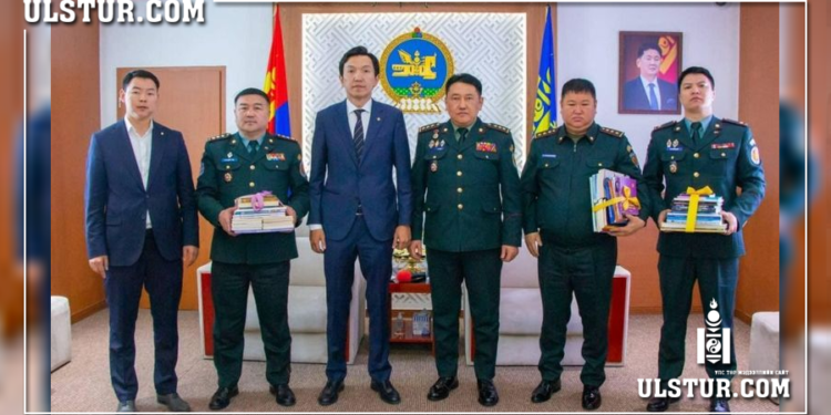 A Cool: Ярилцлага өгч, тайлбар тавьж, гоншигнож суух зав алга