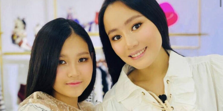 Х.Ананда Зөөсийг ‘Хүүхэд биш хүүхэн’ хэмээн дopoмжuлжээ