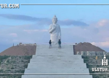 Сүхбаатар аймгийн 80 жилийн ойдоо зориулан ТЭРБУМ гаруй төгрөгөөр босгосон Бурхан багшийн хөшөө